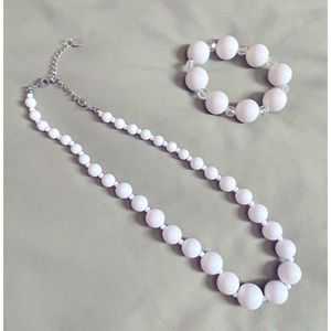 Bead necklace and bracelet